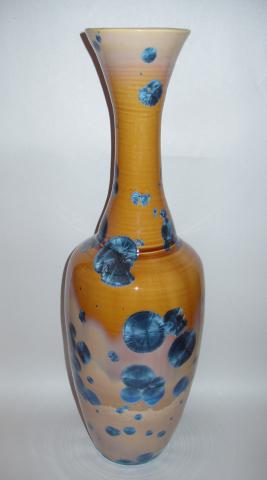 tan_vase_2.JPG